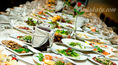 برمضان تكتر اللمة والعزومات والضيافة وكلما كان العدد أكبر كل ما كان العبء أكبر علي ربة البيت .. اليوم كان موضوعنا لك عن 15 نصيحة للتحضير للعزومات بأقل مجهود برمضان تكتر اللمة والعزومات والضيافة وكلما كان العدد أكبر كل ما كان العبء أكبر علي ربة البيت .. اليوم كان موضوعنا لك عن 15 نصيحة للتحضير للعزومات بأقل مجهود