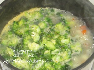 طريقة عمل شوربة الخضروات مع الدجاج