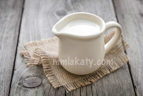 كيف اقنع طفلي بشرب الحليب