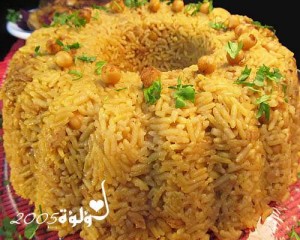 طريقة عمل أرز بالحمص بالصور و الخطوات :