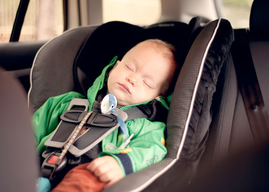 معايير السلامة لكرسي السيارة للطفل معايير السلامة لكرسي السيارة للطفل