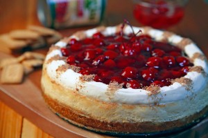 طريقة عمل تشيز كيك التوت المخبوزة