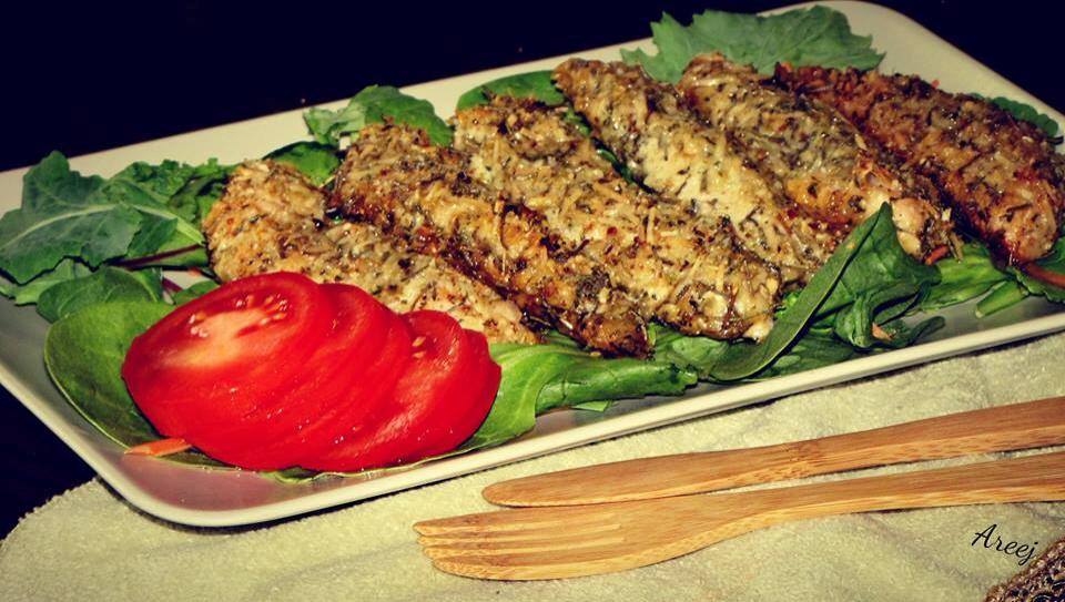 طريقة عمل صدور دجاج بطبقة جبن البارميزان : طريقة عمل صدور دجاج بطبقة جبن البارميزان :