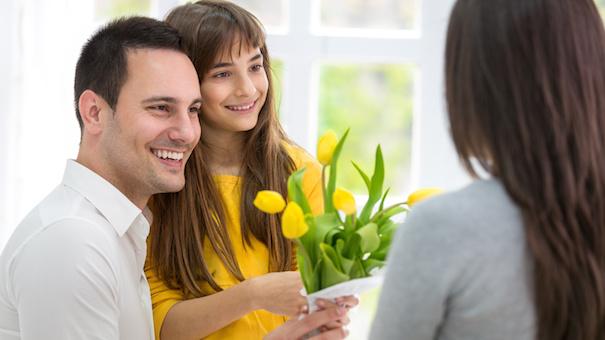 أفكار هدايا عيد الأم المناسبة و العملية