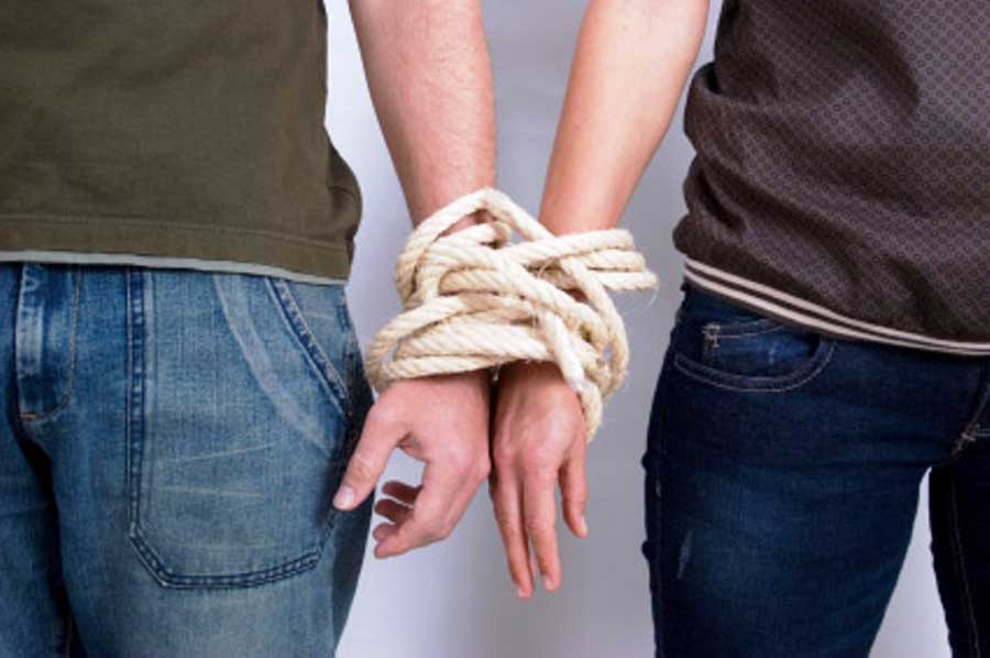 أحمي نفسك من الطاقة السلبيه من الأخرين