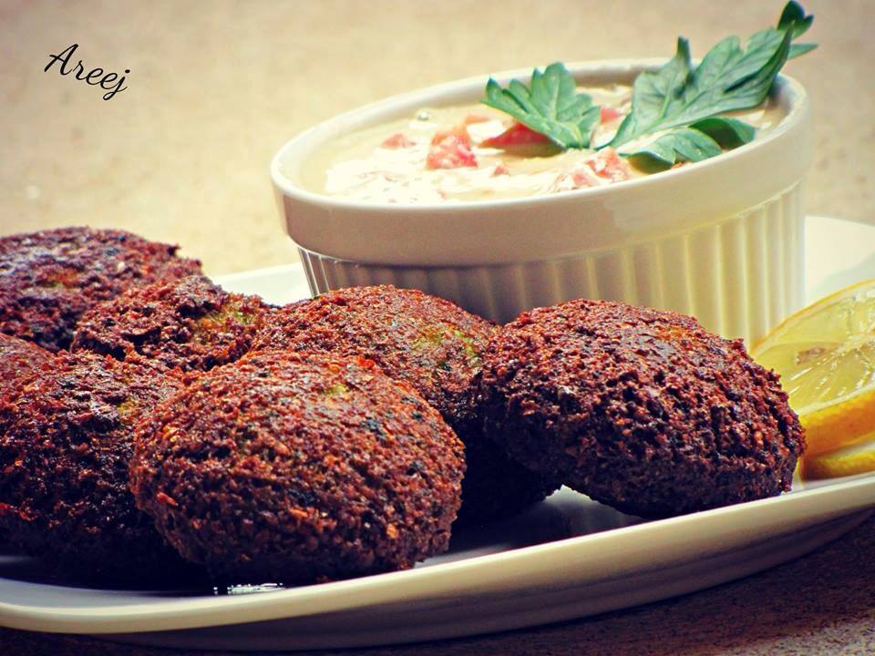 طريقة عمل الفلافل بالحمص
