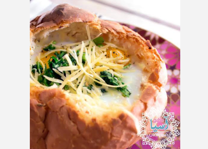 أرغفة الكيزر بحشوة الفول و البيض أرغفة الكيزر بحشوة الفول و البيض