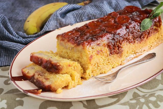 كيكة الموز المقلوبة من مطبخ آسيا طريقة عمل كيكة الموز بالكراميل المقلوبة