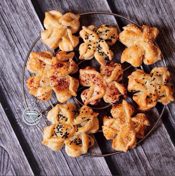 طريقة عمل وردات بف باستري بالجبن