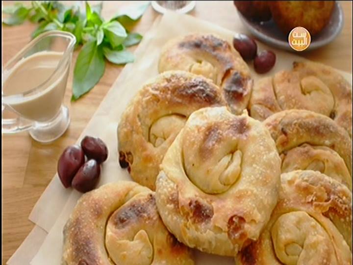 طريقة عمل فطائر الطعمية بالطحينة