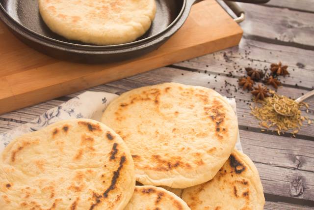 طريقة عمل خبز بالحبوب المتنوعة