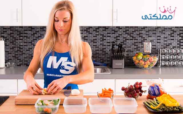 نظام غذائي لبناء العضلات وحرق الدهون للنساء نظام غذائي لبناء العضلات وحرق الدهون للنساء