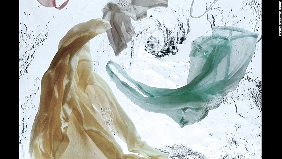 الماء البارد أفضل أم الساخن لغسيل الملابس طريقة غسل الملابس في الغسالة الأتوماتيك