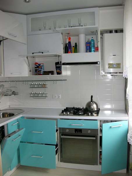 صور ديكور مطبخ مودرن باللون التركواز
