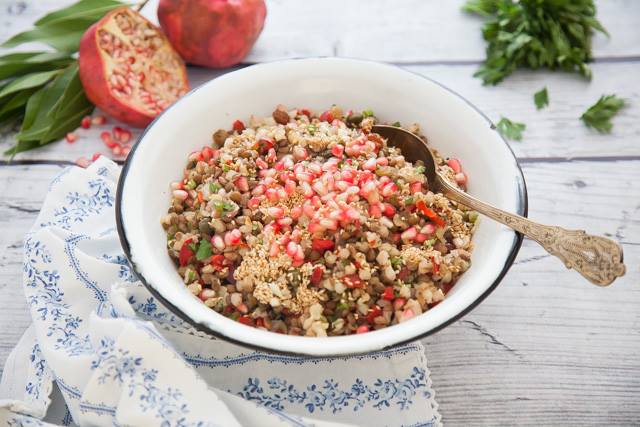 طريقة عمل سلطة الحبوب الصحية .. طريقة عمل سلطة الحبوب الصحية