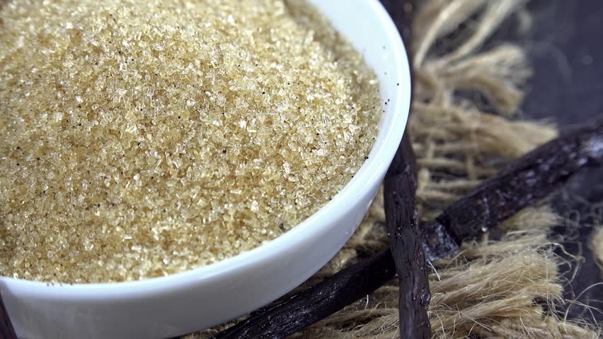 مقشر للوجه طبيعي بزيت الزيتون