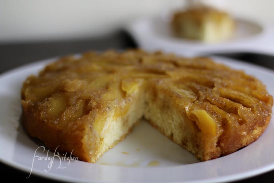 كيكة التفاح المقلوبة طريقة عمل كيكة التفاح المقلوبة