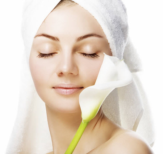 ماسك دقيق الحمص و الزبادي للتفتيح