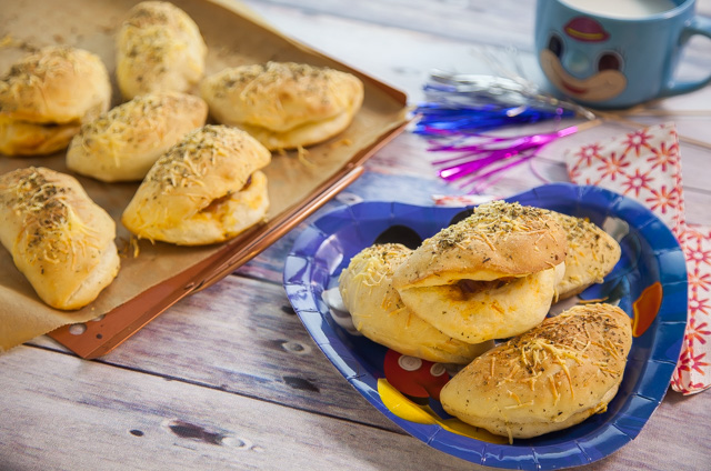 كالزوني بحشوة الخضروات اللذيذة طريقة عمل كالزوني