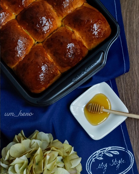 خبز البطاطا الحلوة ودبس التمر