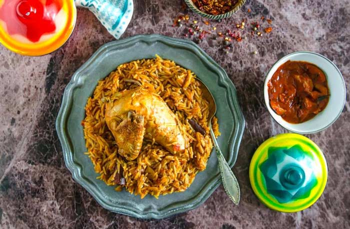 البخاري الرز البخاري على أصوله