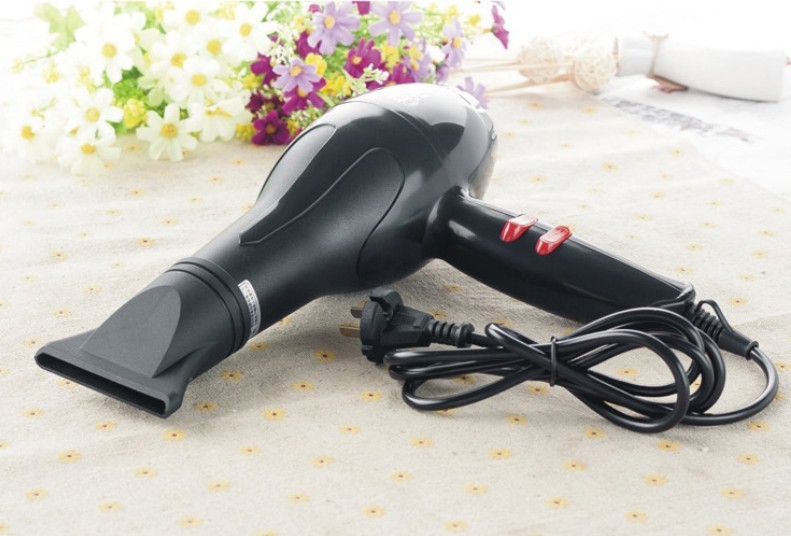 إستخدامات للسيشوار لا تتخيليها استخدامات السشوار