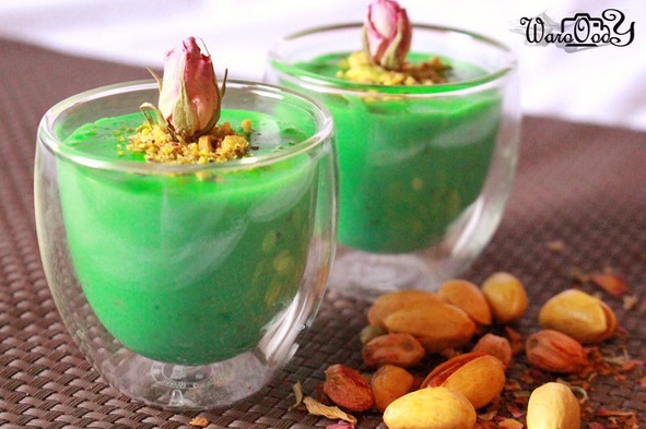 طريقة عمل مهلبية الفستق طريقة عمل مهلبية الفستق