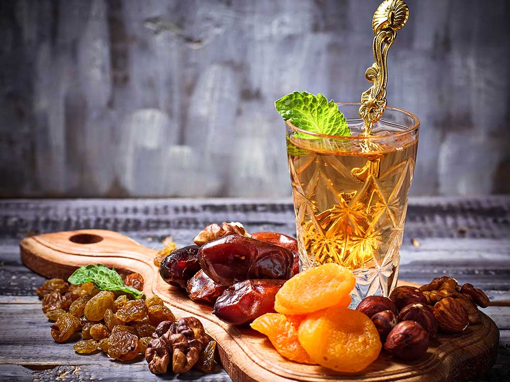 دليلك لتنظيم عزومات رمضان