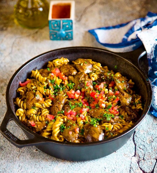 كبسة المكرونة و كبد الدجاج طريقة عمل الكبسة بالمكرونة