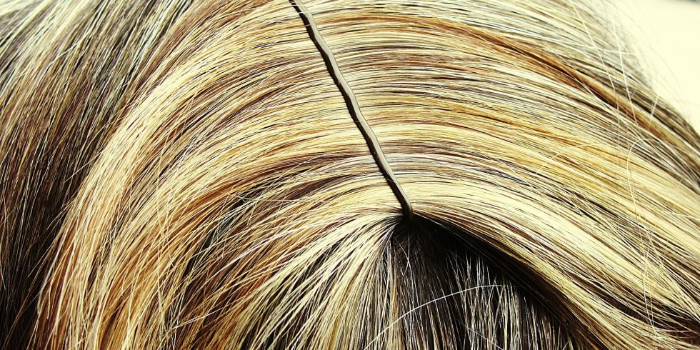 اسباب ظهور الشعر الابيض في سن مبكر اسباب ظهور الشعر الابيض في سن مبكر