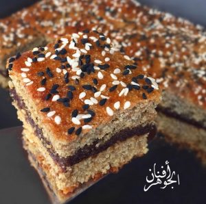 طريقة عمل كيكة الدخن بالتمر باللبن الزبادي بدون حليب