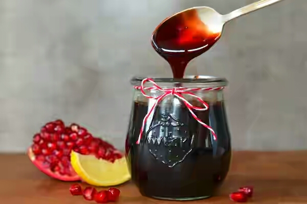 فوائد دبس الرمان و كيفية تحضيره في منزلك