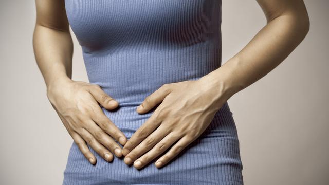 مشكلة الانتفاخ و علاجها بشكل طبيعي مشكلة الانتفاخ و علاجها بشكل طبيعي