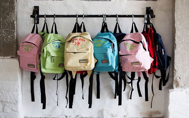 كيف تختارين شنطة مدرسة طفلك