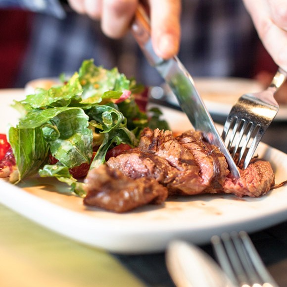 اضرار اللحوم الحمراء على الصحة و نصائح طبية عليكي معرفتها قبل تناولها