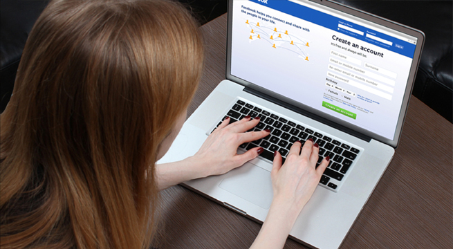 ادمان السوشيال ميديا و علاقته بالإكتئاب