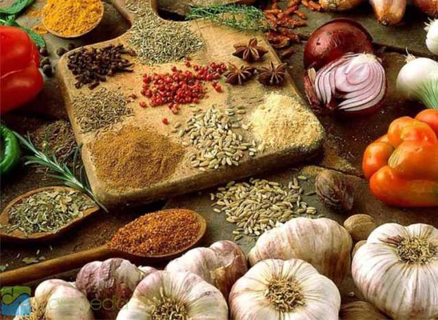 تعرفي على انواع التوابل المختلفة و استخداماتها