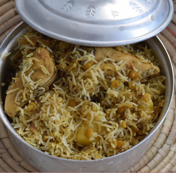 طريقة عمل مصلي دجاج مع الأرز البسمتى