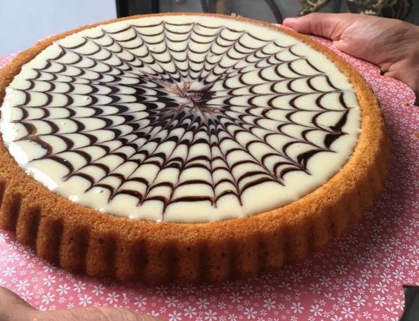 طريقة عمل تارت البسكوت .. حلا لذيذ وسريع طريقة عمل تارت البسكوت .. حلا لذيذ وسريع