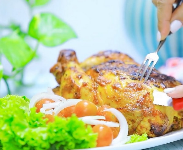 تتبيلة الدجاج المشوي بالخردل والكاتشاب من مطبخ آسيا عثمان طريقة عمل دجاج مشوي بالفرن