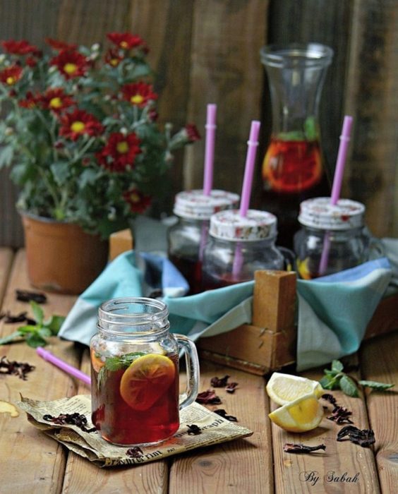 طريقة عمل ديتوكس الليمون و الكركديه المنعش طريقة عمل ديتوكس الليمون و الكركديه المنعش