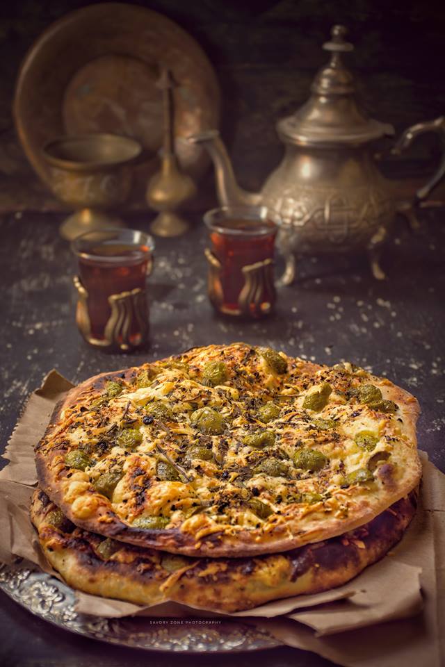 طريقة عمل معجنات محشية بخليط اجبان