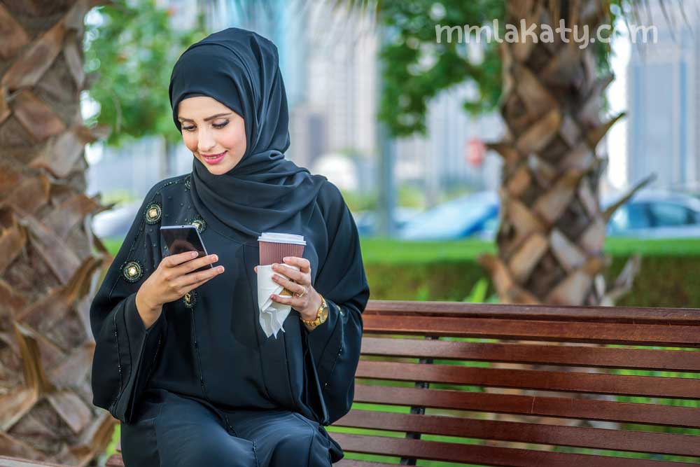 الرد على أسئلة الفضوليين دون الخروج عن الاتيكيت