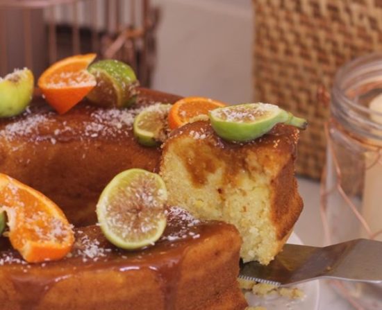 طريقة عمل كيكة البرتقال و التين طريقة عمل كيكة البرتقال و التين