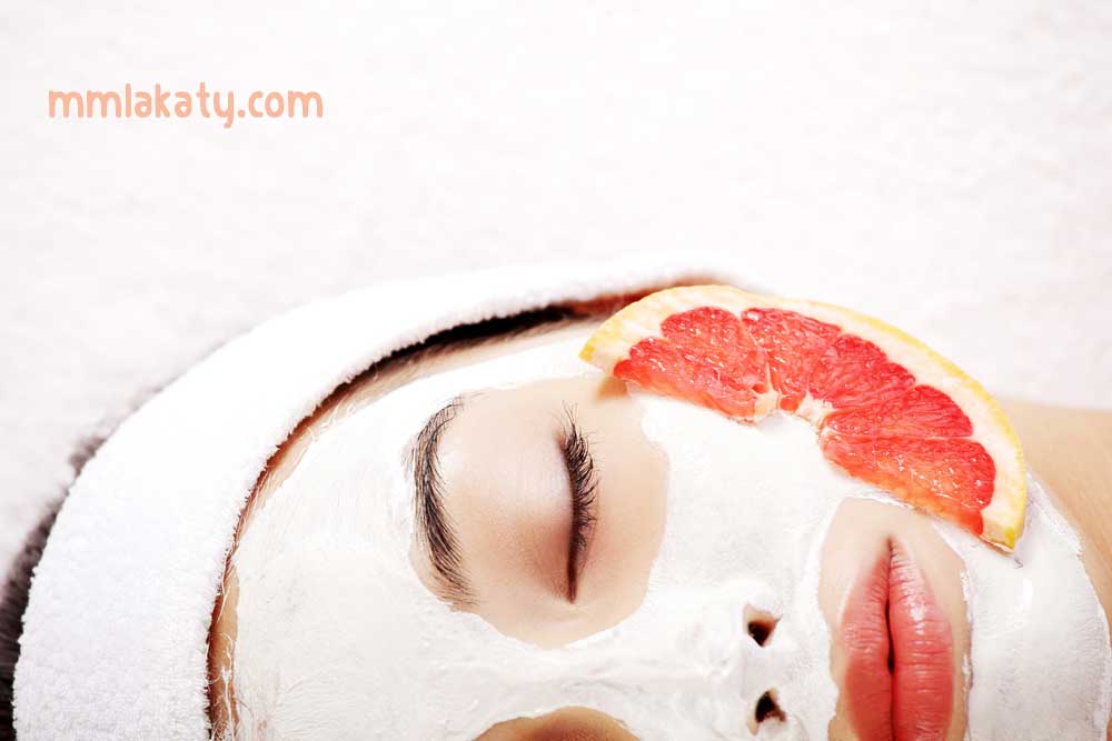 حتى ولو ظهرت لك بعض الحبوب المزعجة فلا تقلقي، فنحن دائما لدينا الحل، إليك ماسكات لإزالة حبوب الوجه سهلة وسريعة  و التي تساعدك على إزالتها بشكل سريع وفوري:- ماسكات لإزالة حبوب الوجه سهلة وسريعة