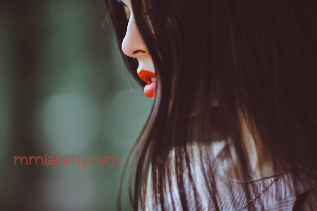 أفضل و أسرع الزيوت الطبيعية لتكثيف الشعر و ترطيبه