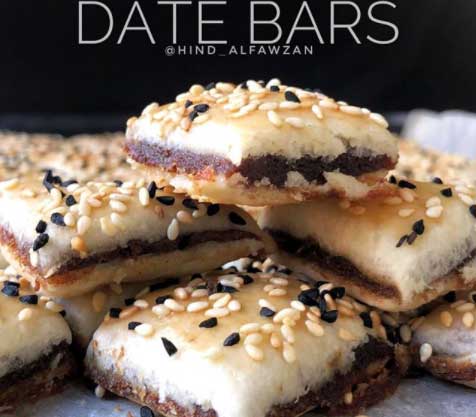 طريقة عمل بسكويت التمر بالسمسم المقرمش