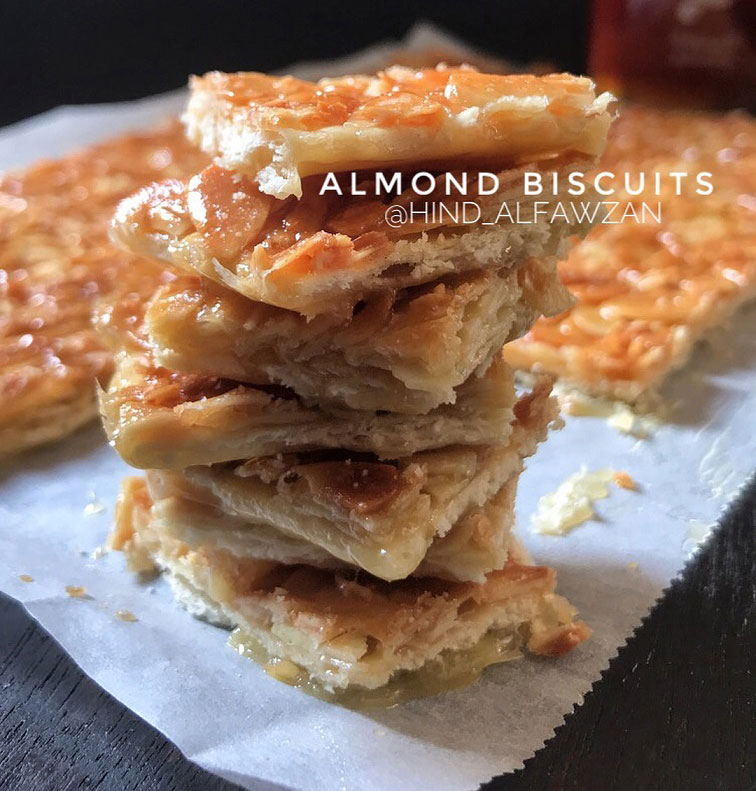 طريقة عمل بسكويت اللوز السريع 1