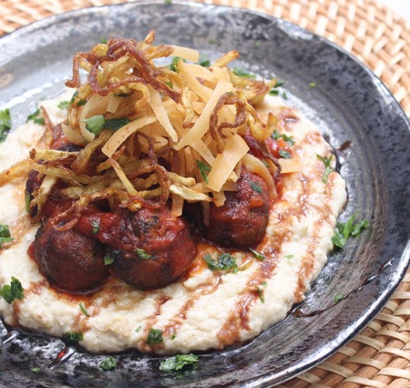 طريقة عمل كفتة بصوص دبس الرمان مع متبل الباذنجان طريقة عمل كفتة بصوص دبس الرمان مع متبل الباذنجان