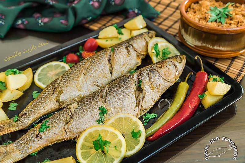 سمك-بورى-مشوى-بالزيت-والليمون-بالفرن-باسهل-طريقة سمك بورى مشوى بالزيت والليمون بالفرن باسهل طريقة